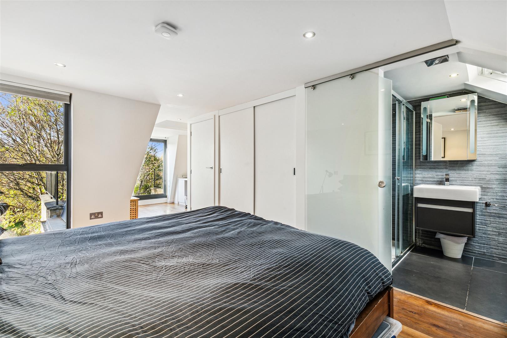 Property Image f987624d-d0fc-486e-bcea-e3fc304baa4c