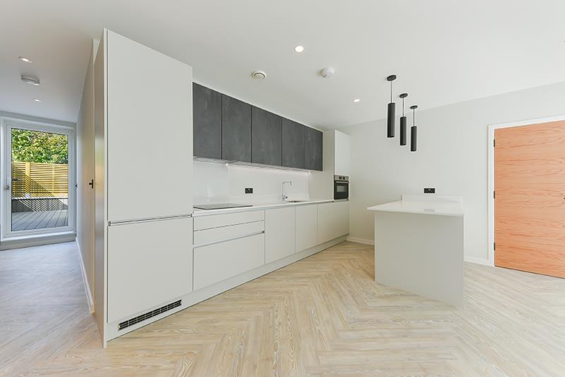 Property Image f989a76f-dd32-4094-a2b0-db37fa04dedc