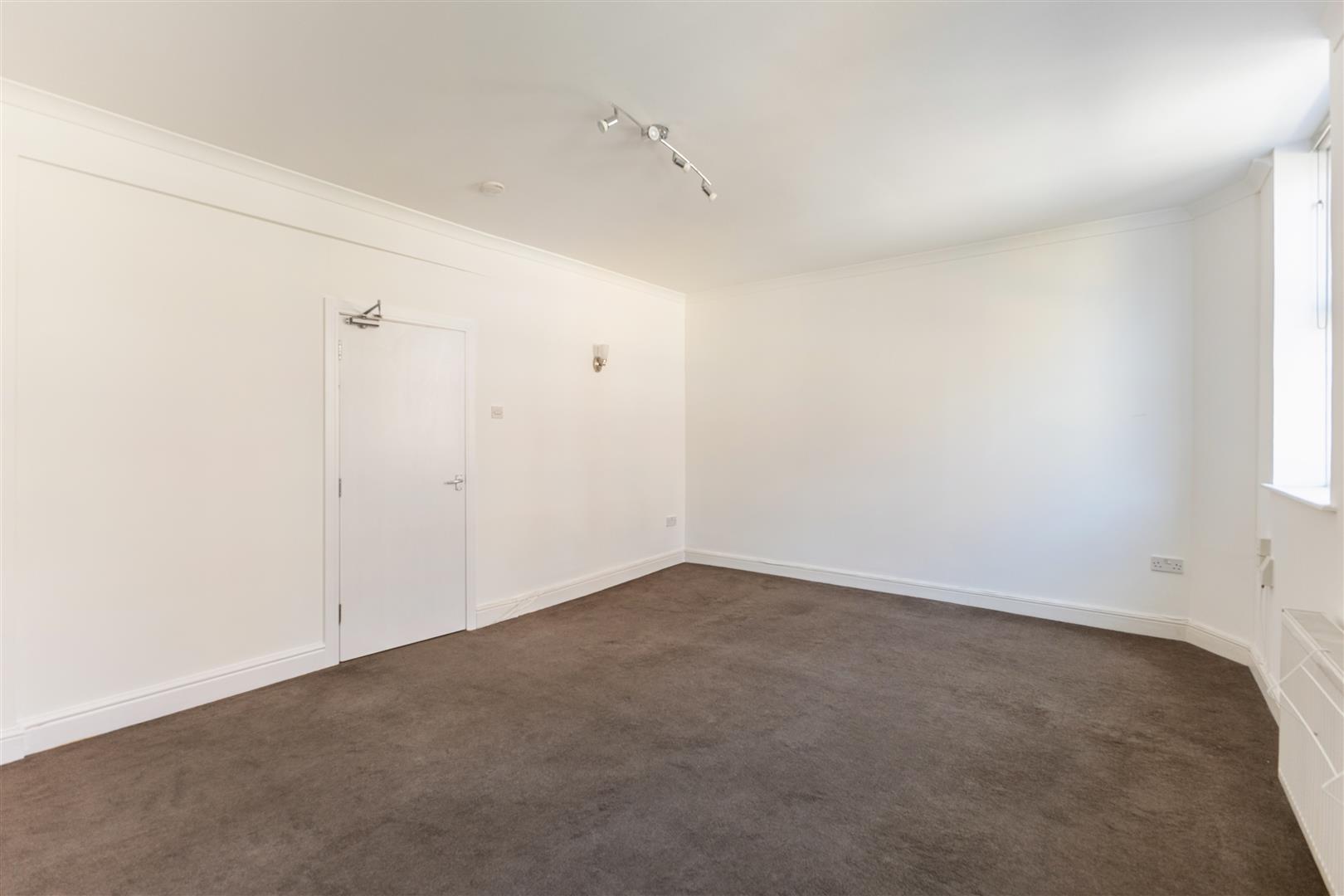 Property Image f98d9c83-74be-4451-b665-d5f4cb2504f6