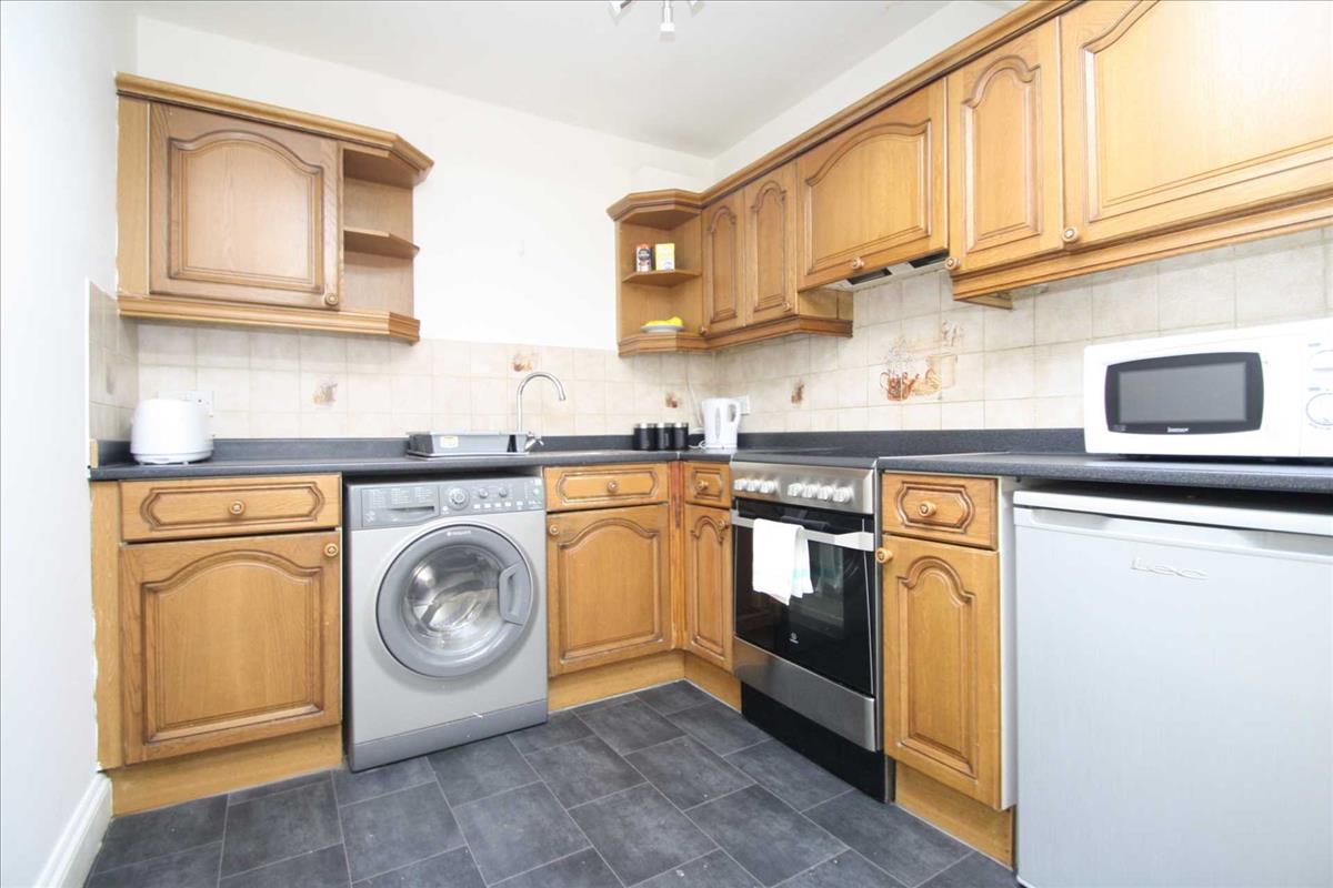 Property Image f997a762-3814-48f9-80ad-85d5be894c0d