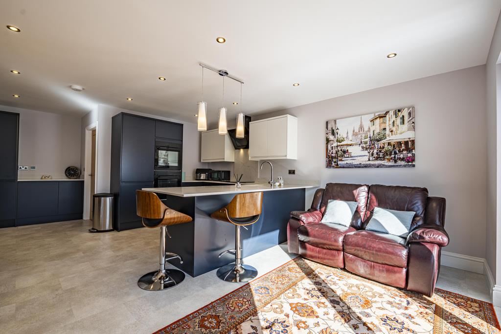 Property Image f9b50eb3-f297-48d5-99f6-3ad769375f3c