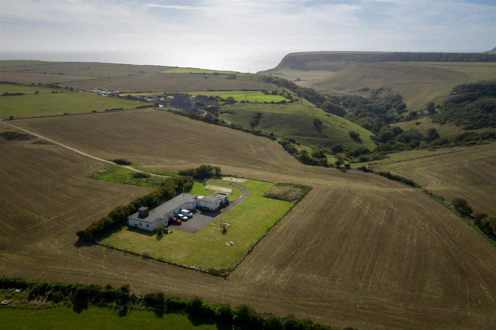Property Image f9bc34d9-f9ad-4216-8c08-9247937a7699