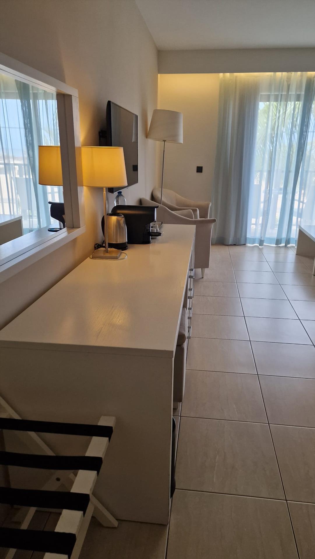 Property Image f9bf0471-4de9-4886-b892-fa8d8dceac13