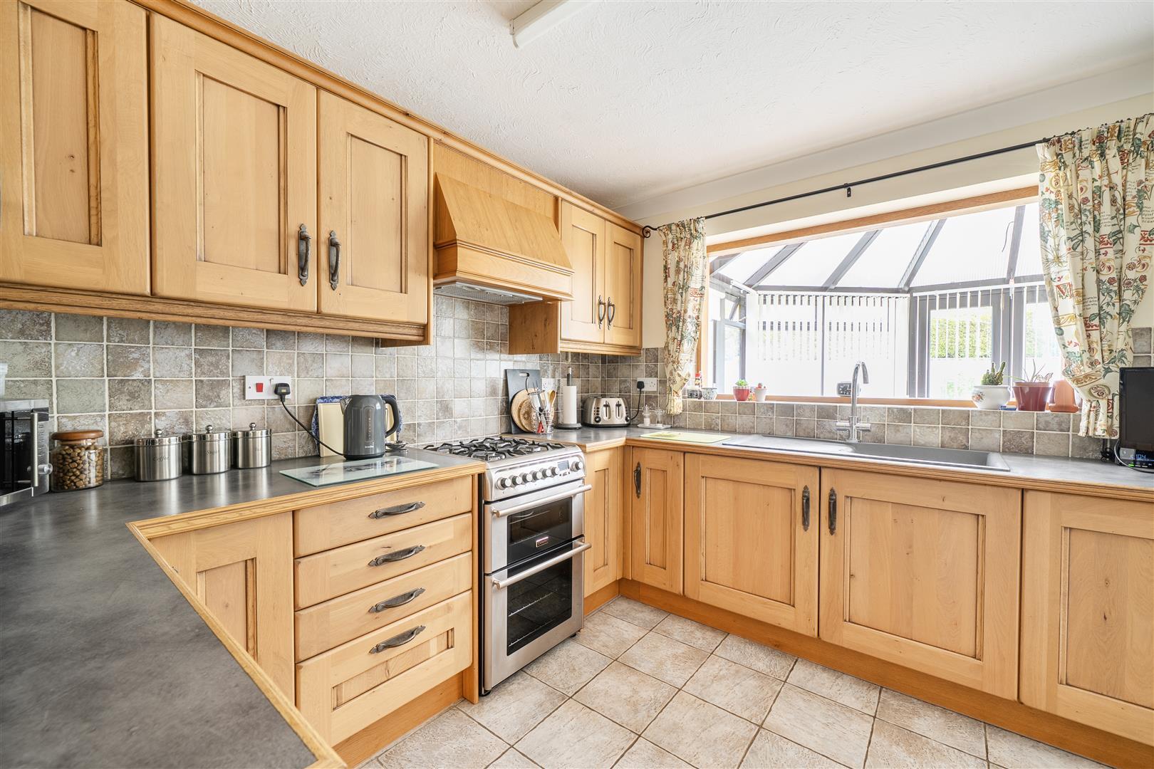 Property Image f9bfe22c-2ffe-4c79-ad13-029204ab32ed