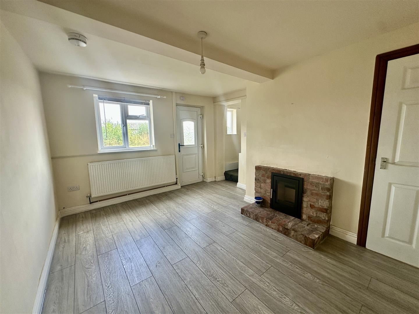 Property Image f9c879ab-7bae-4b7c-a603-6bdce3aa4117