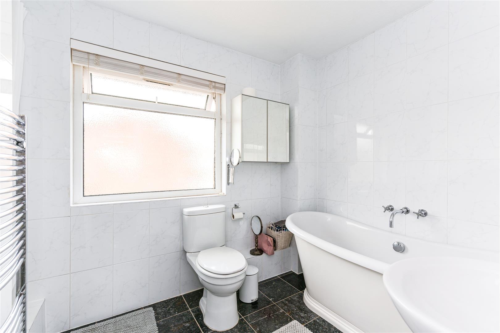 Property Image f9c8ed42-ebc5-43f3-ad49-090b05477e19