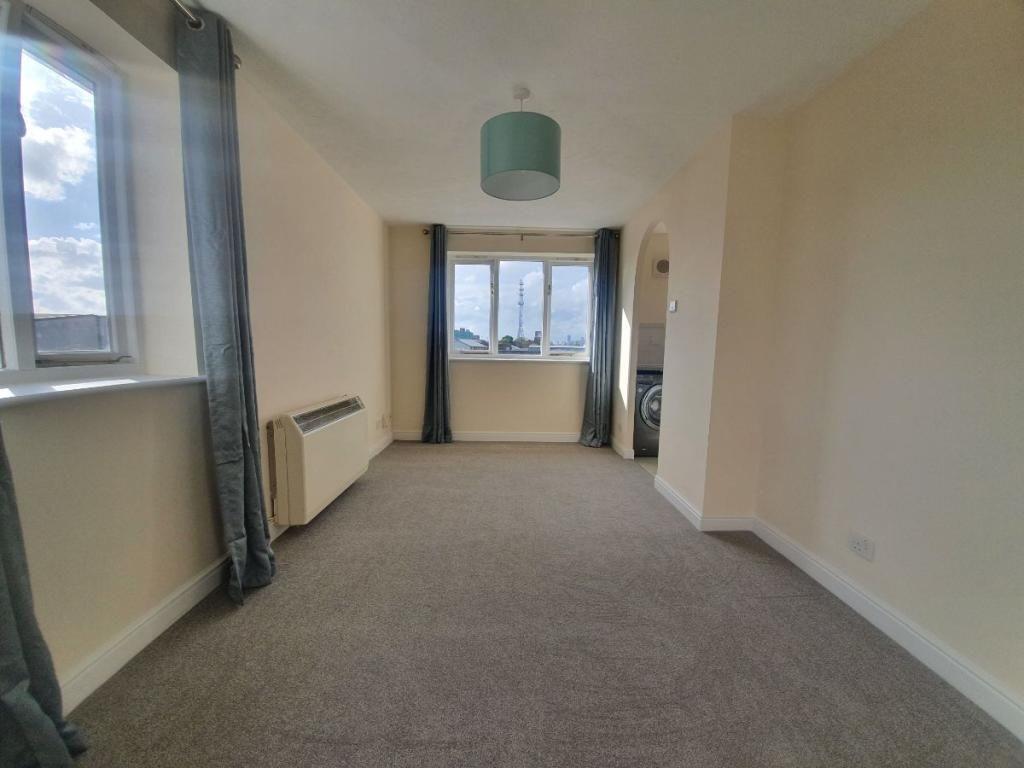 Property Image f9d42a5d-3451-477e-a32b-cccb3a69bc12