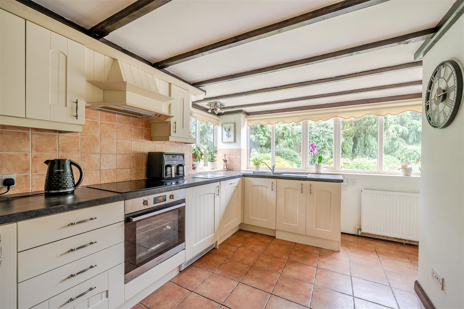 Property Image f9e9558f-e35e-4e60-98eb-95e1b997528b