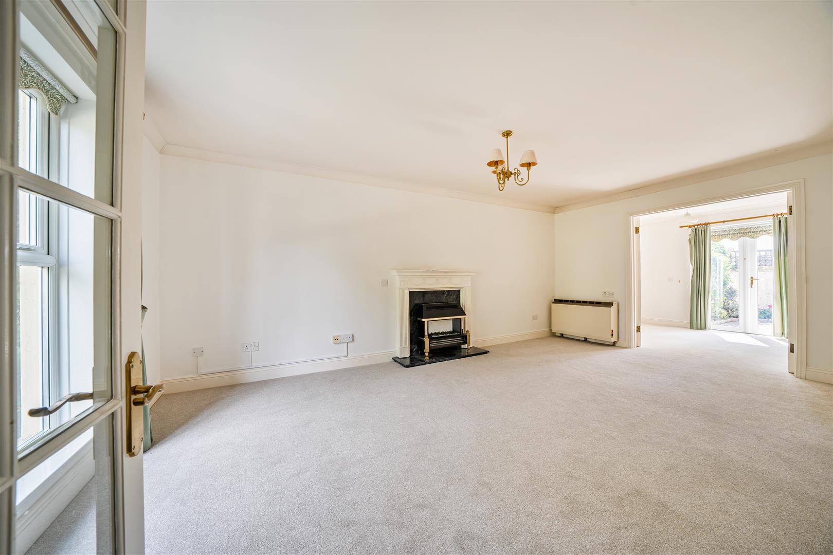 Property Image f9eb002d-9062-4348-8fcb-9a8aa5660699
