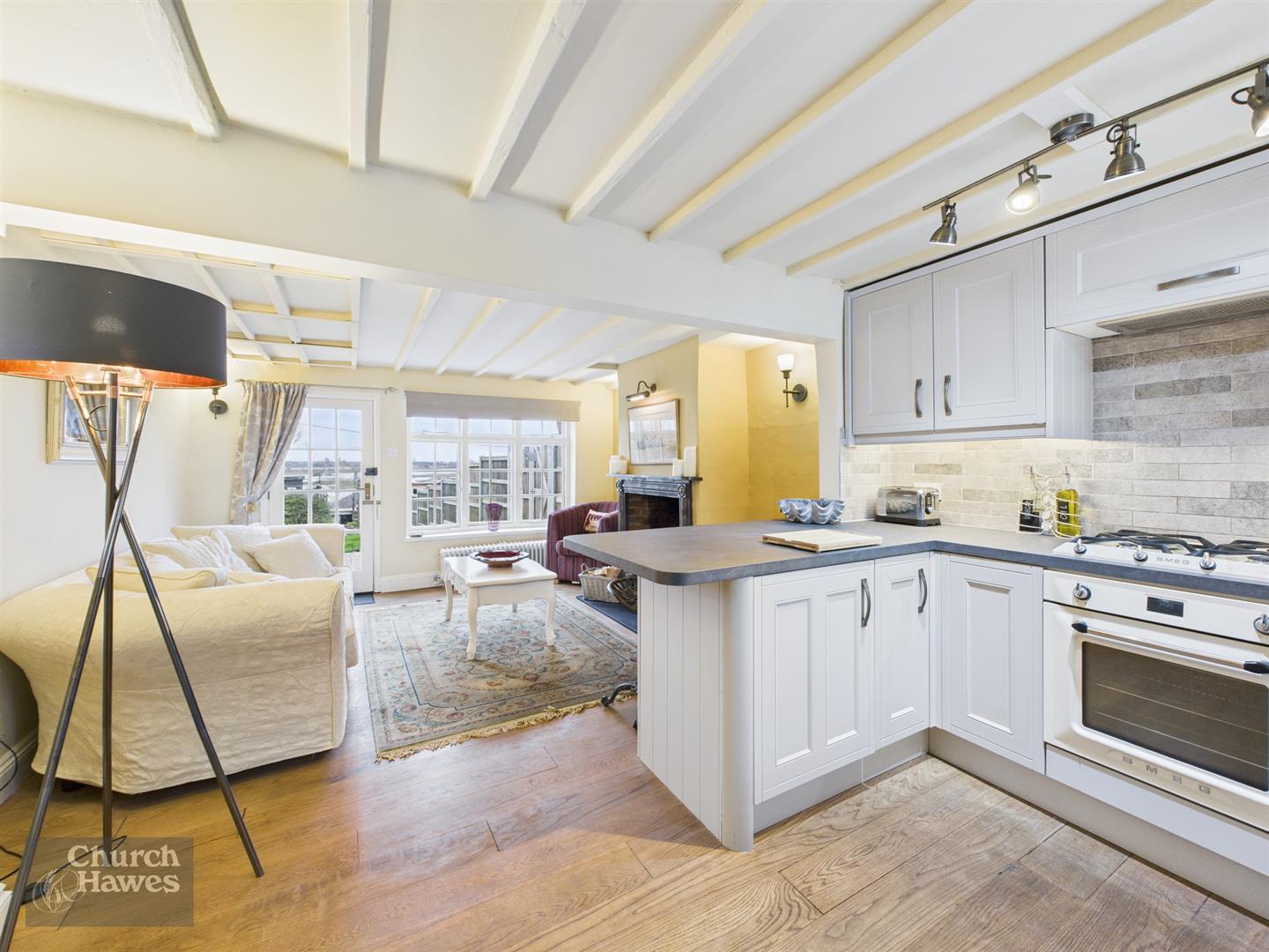 Property Image f9ef4c5f-ead1-4d64-a0e3-ed56ffa4fa28