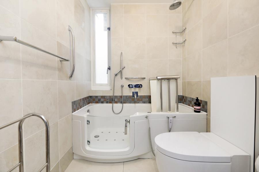 Property Image f9f4c0d6-48a5-45d3-b723-507ac454aa9f