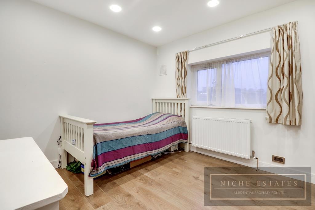 Property Image f9f59a86-c9a3-4da7-836d-4ccf1e047f62