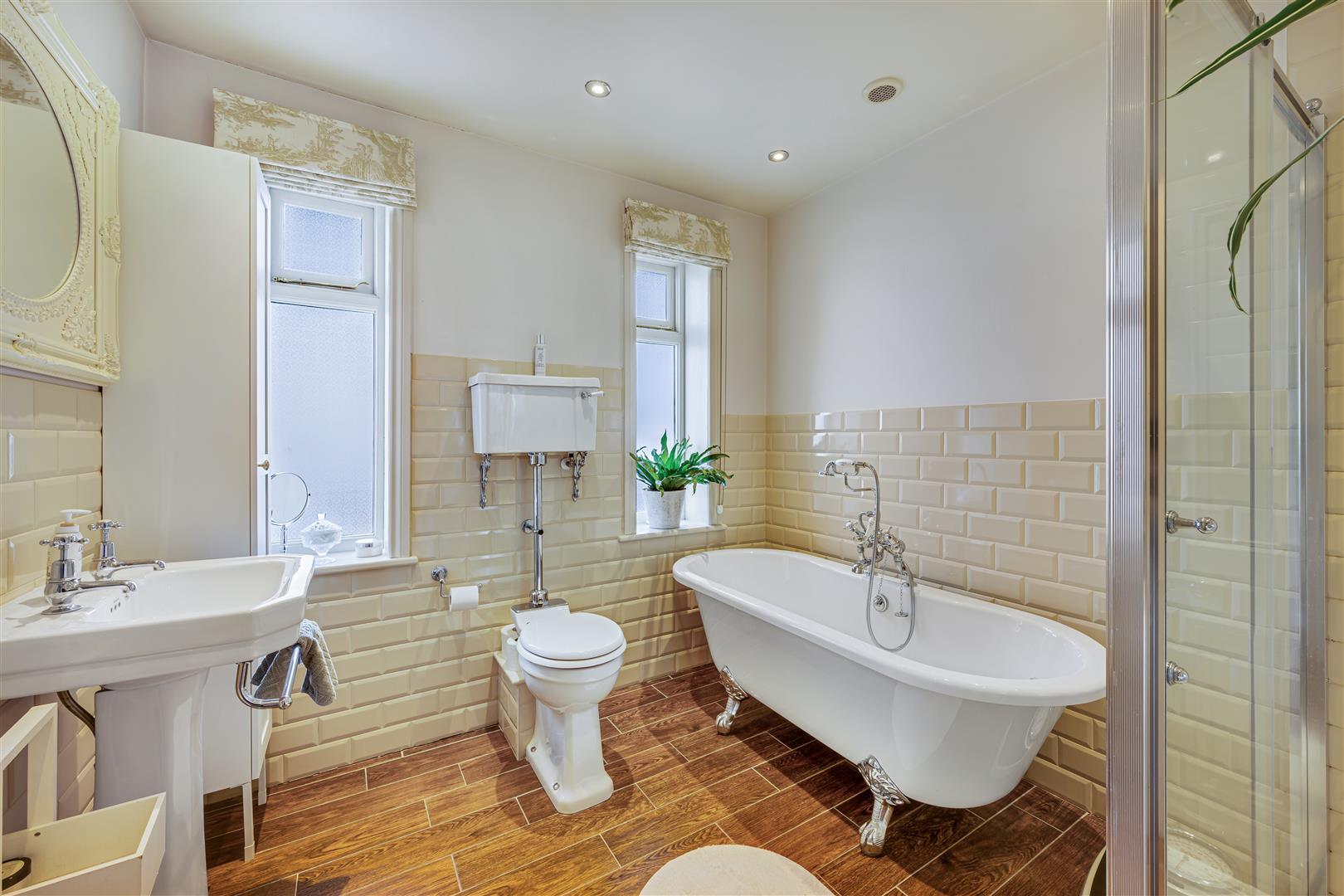 Property Image f9f6f119-a58a-45b0-94bf-5730efeed590