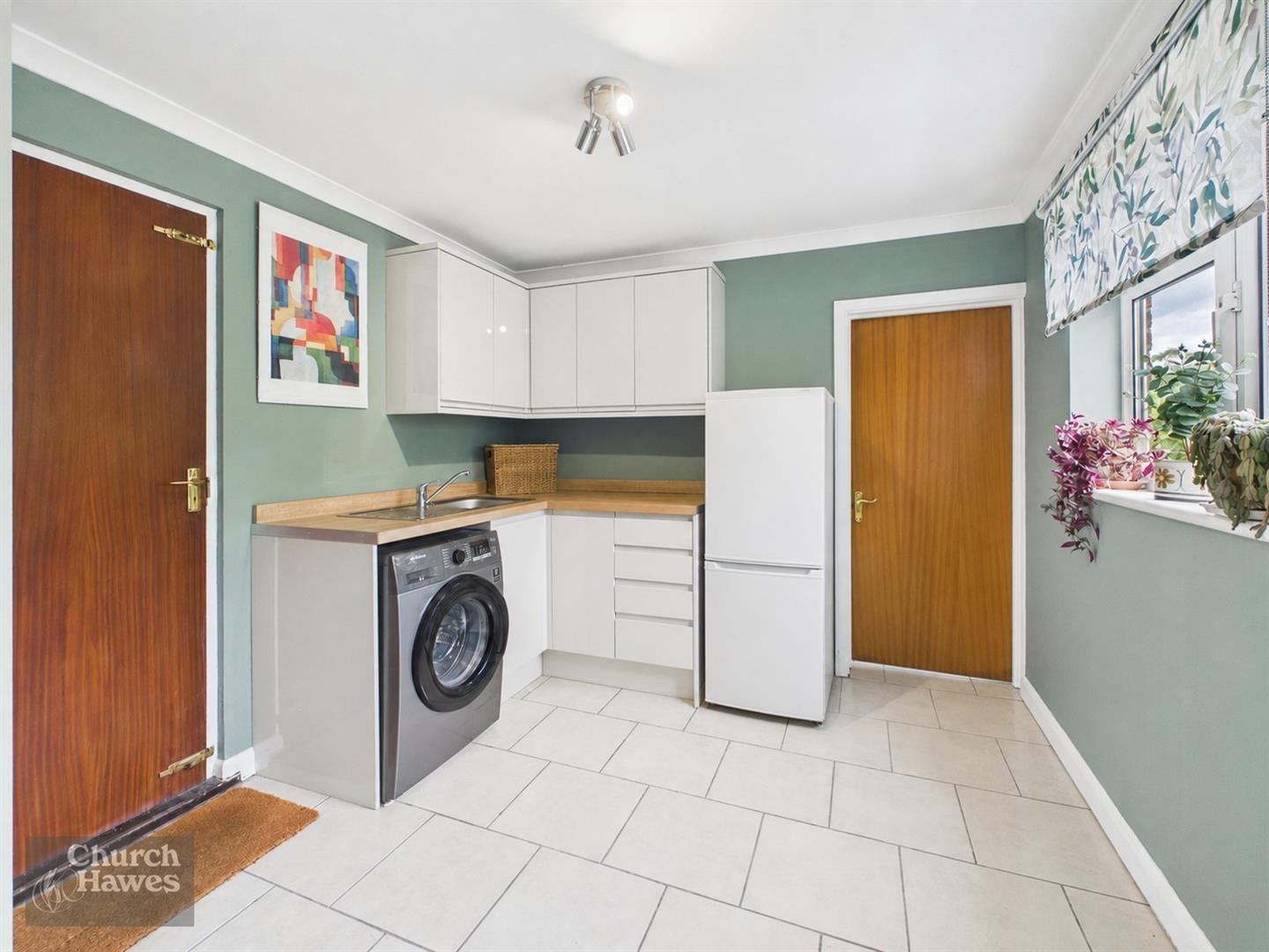 Property Image f9f8695f-e9bf-46bd-8647-bad8e3f2f7a4