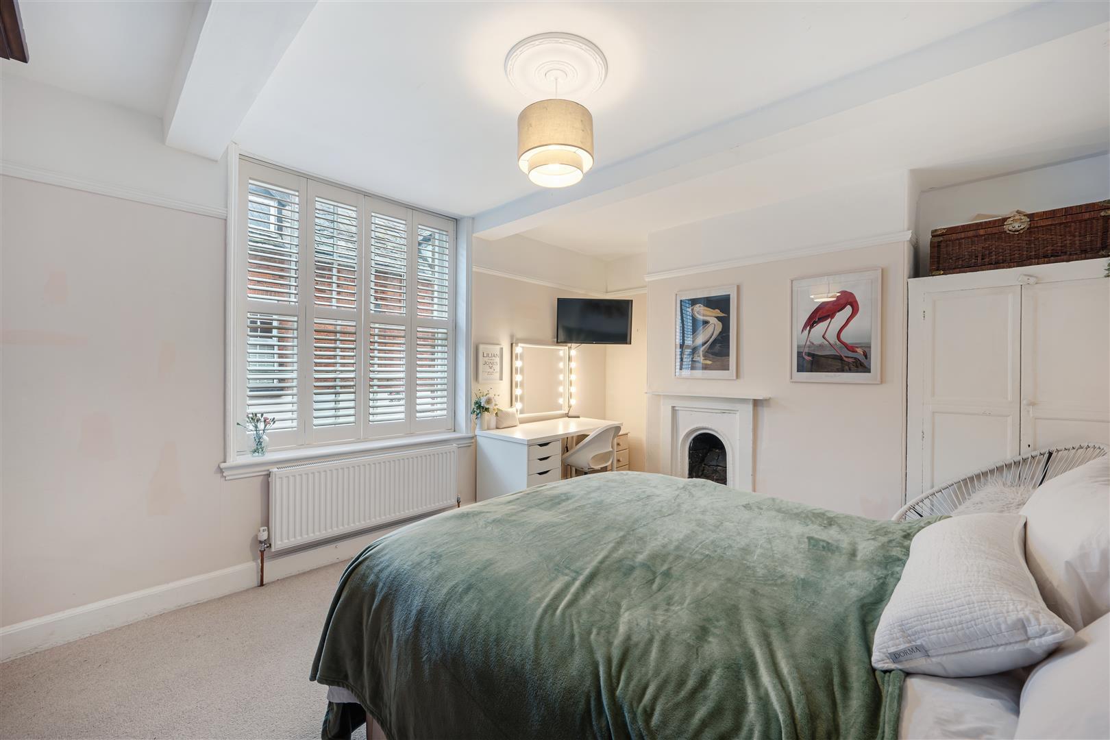 Property Image f9fd7b70-4817-4068-8ee4-70328275cf36