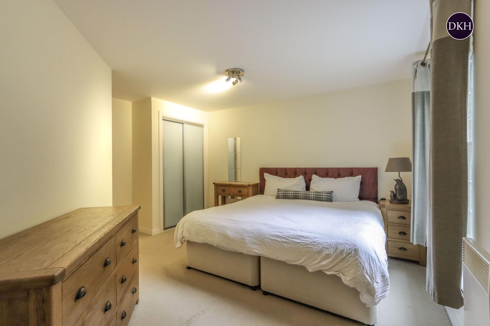 Property Image fa139660-a448-49fd-b96e-a68c971e385f