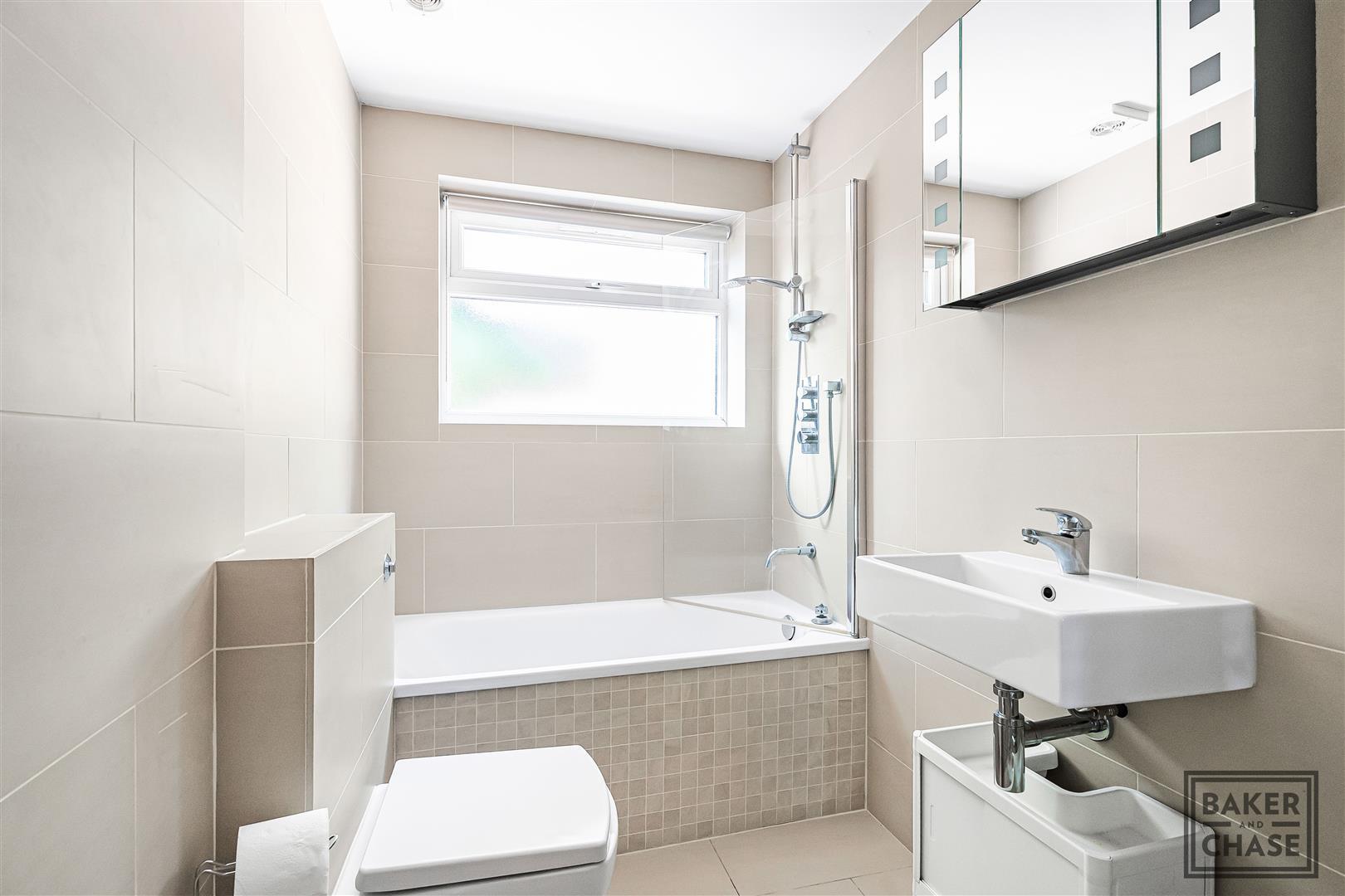 Property Image fa495df8-fb4b-45de-a552-1373d31c0e95