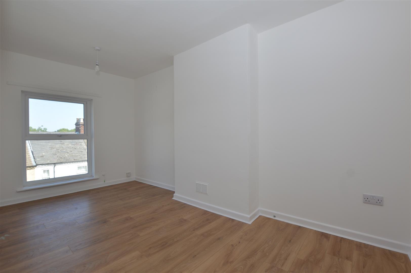 Property Image fa4d603f-1015-4748-8c88-7e8e09f4c477