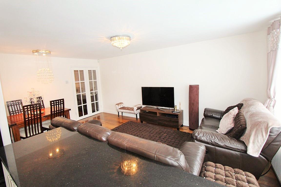 Property Image fa816bb3-00b4-4a1a-8e72-d00e021e3103