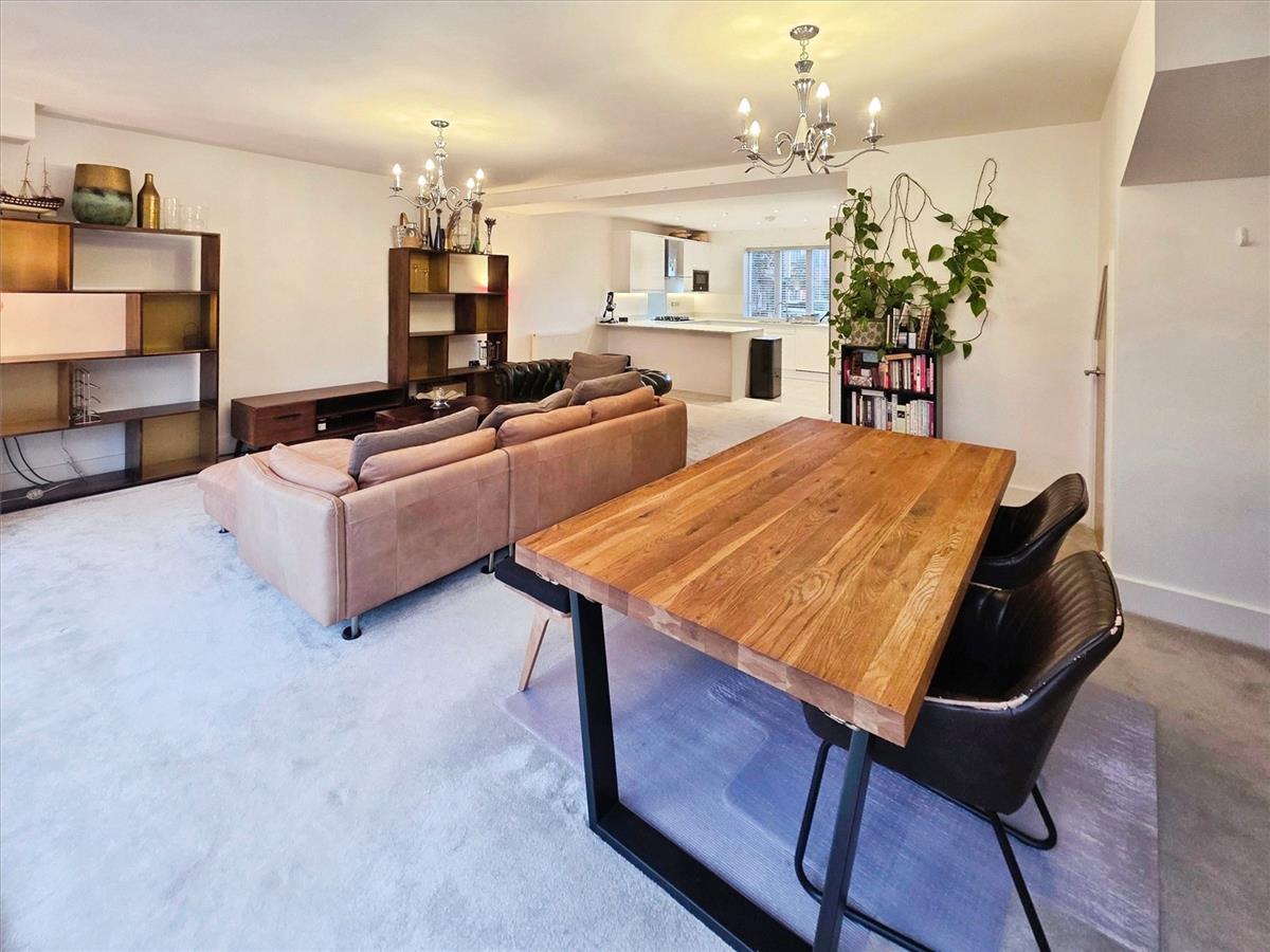Property Image fa8b1da6-7ab7-4cdb-92fe-d3077d228699