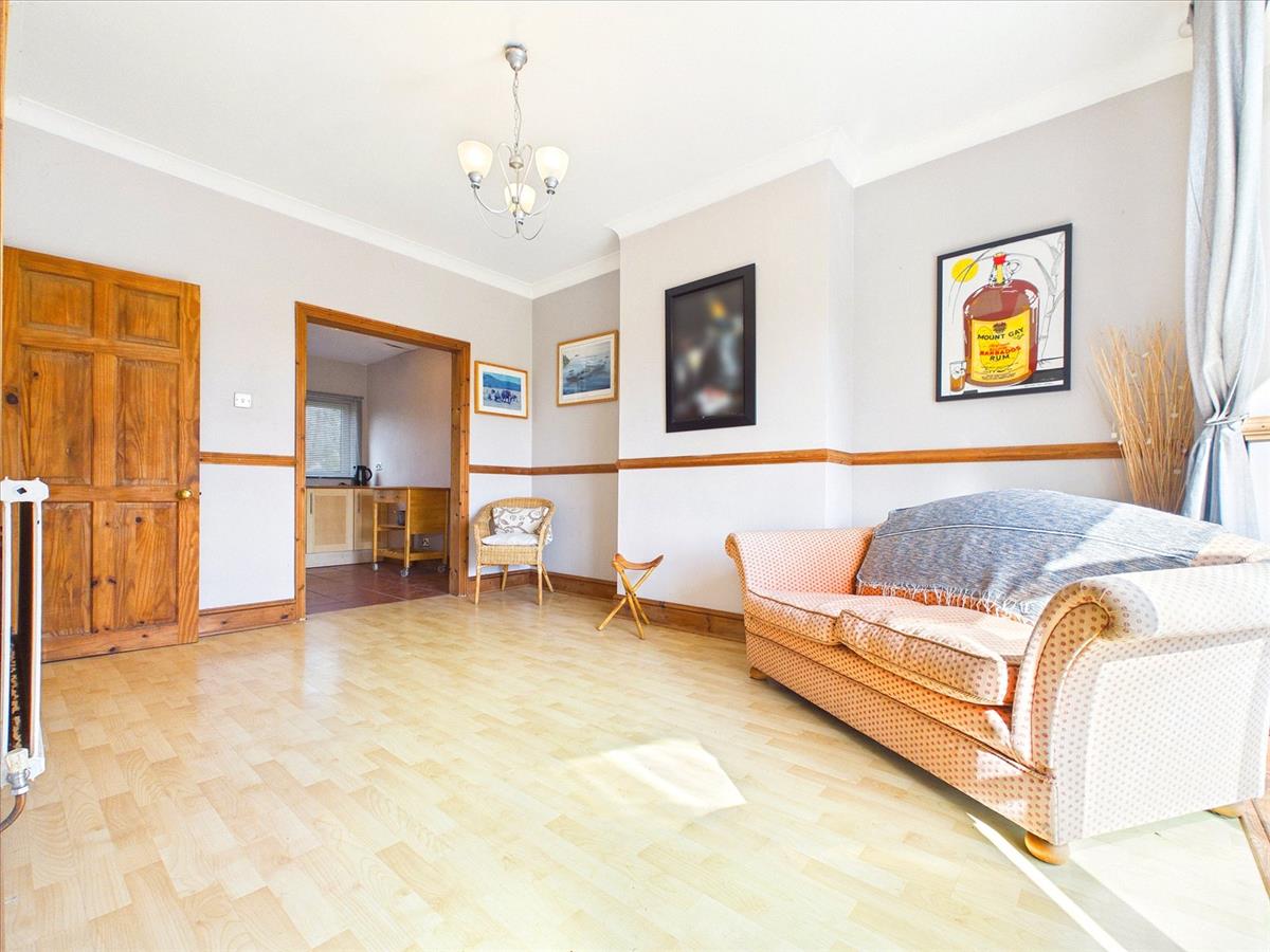 Property Image fa8cd38d-e408-420a-b125-55d69c0b05cb