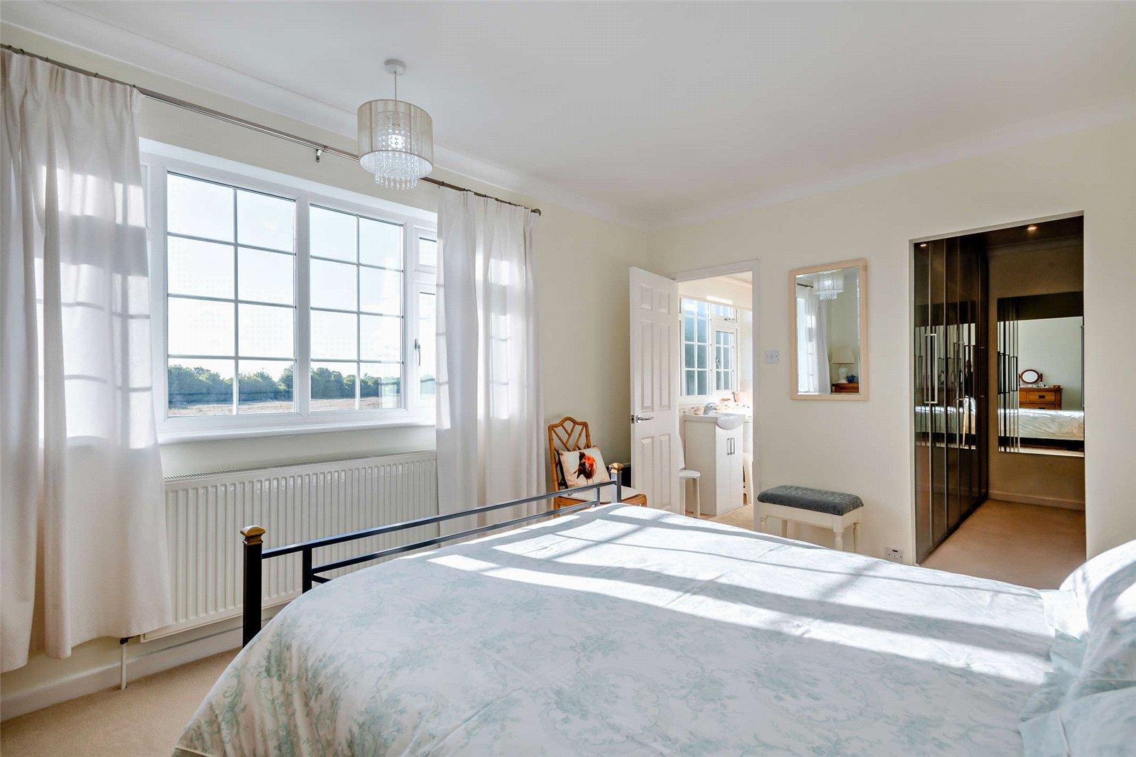 Property Image fa8f5400-5739-4670-87df-fa4fd0a66ca7