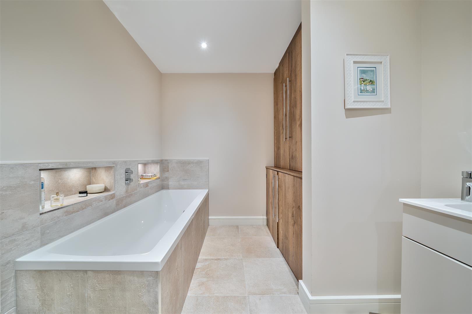 Property Image fa9495c9-cb3c-4665-9a69-4dc1c7309094