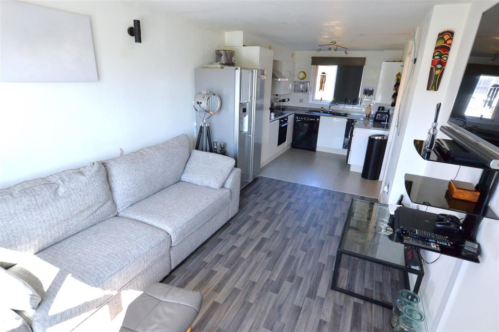 Property Image faba8910-3dd1-489a-b25a-83b63d30c8cf
