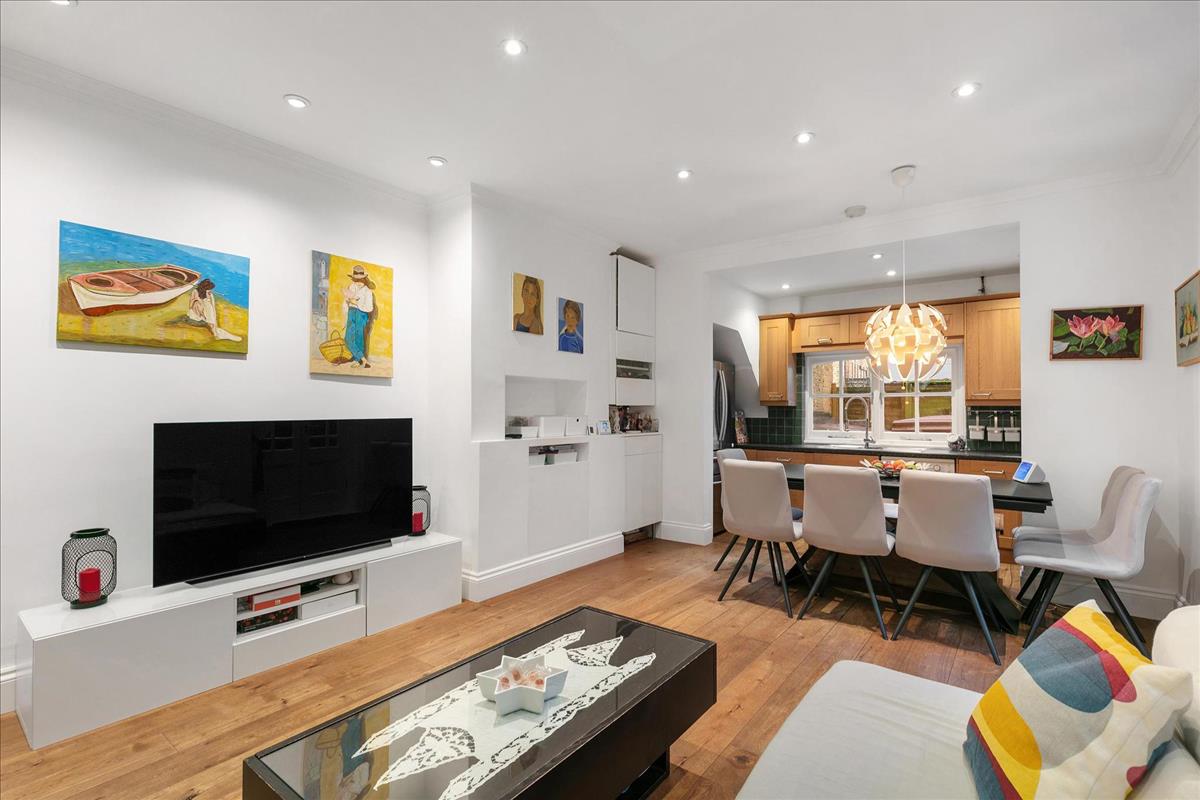 Property Image fad0ec51-6e2c-4aee-b5c3-80ccb39a37f4