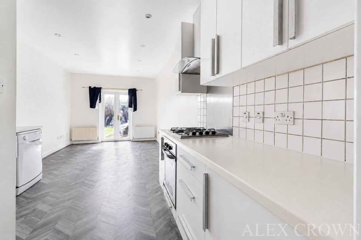 Property Image fadbb77e-4f2e-4b27-980a-15c2e9eb4e01