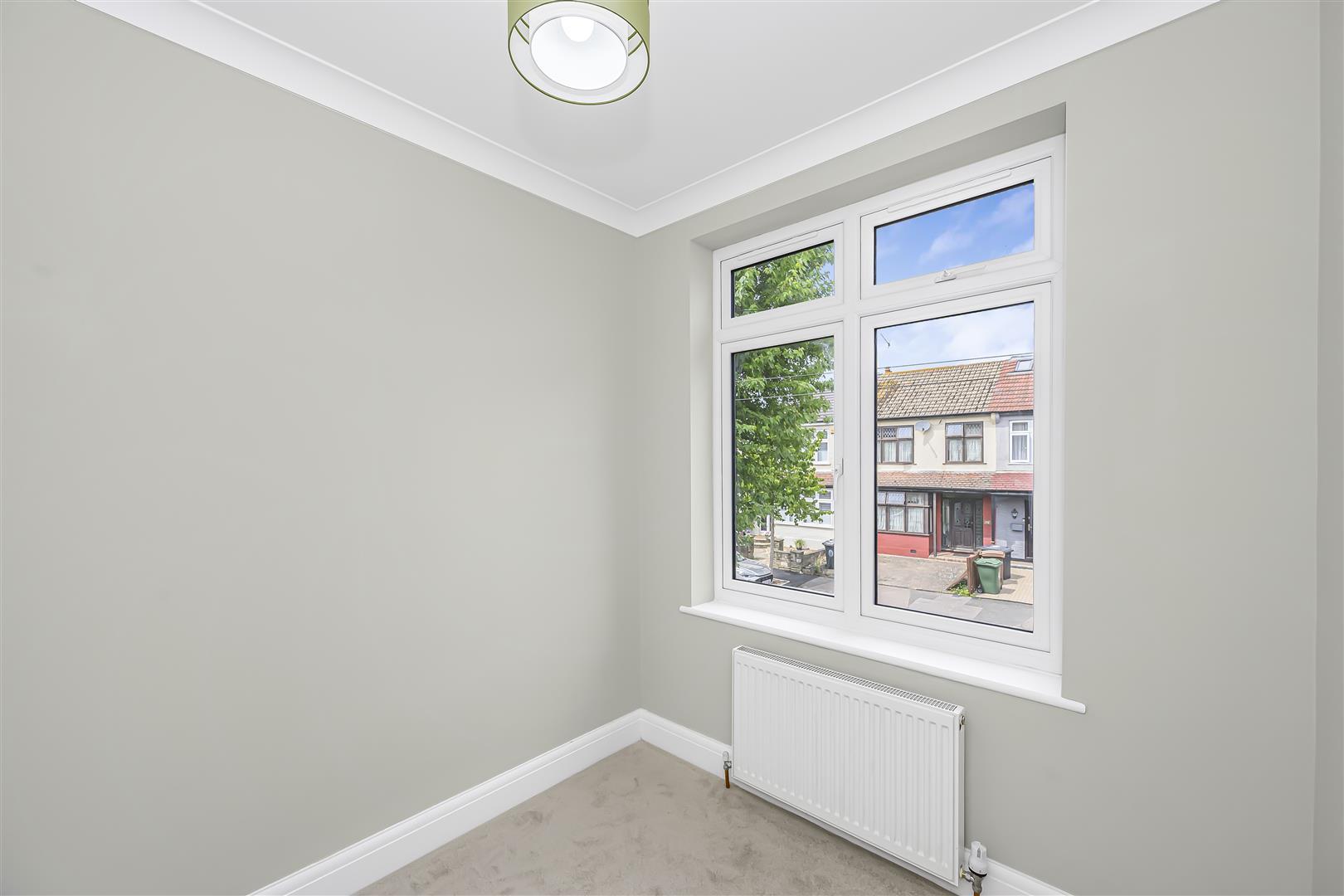 Property Image fae0584a-e8d4-4bee-9f94-e06198592a27
