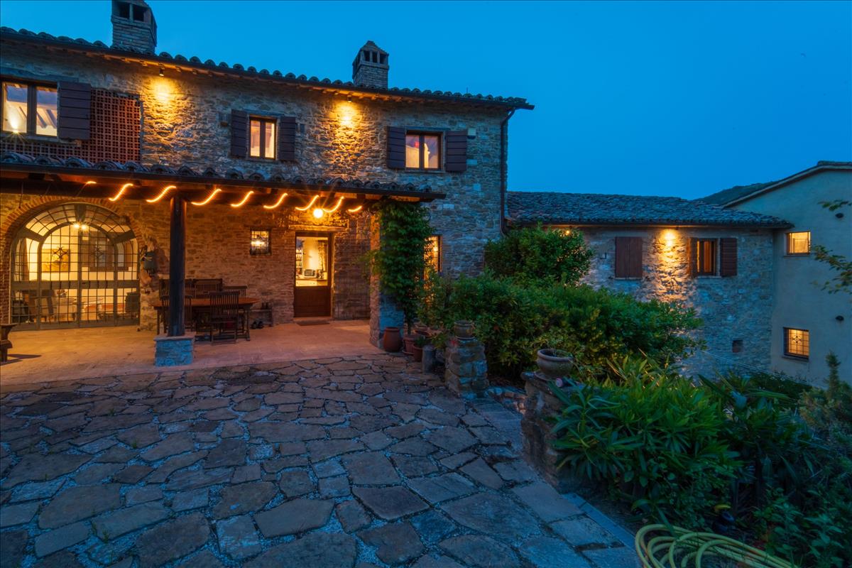 Property Image fae92c1c-bc24-4c53-ac86-3c30a2405454