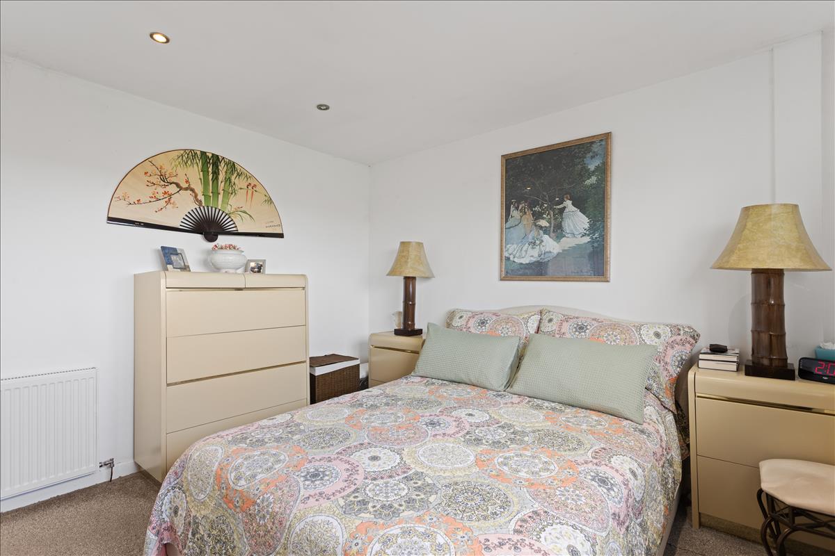 Property Image fb00eb41-8238-4792-9d7d-f219d3f60714