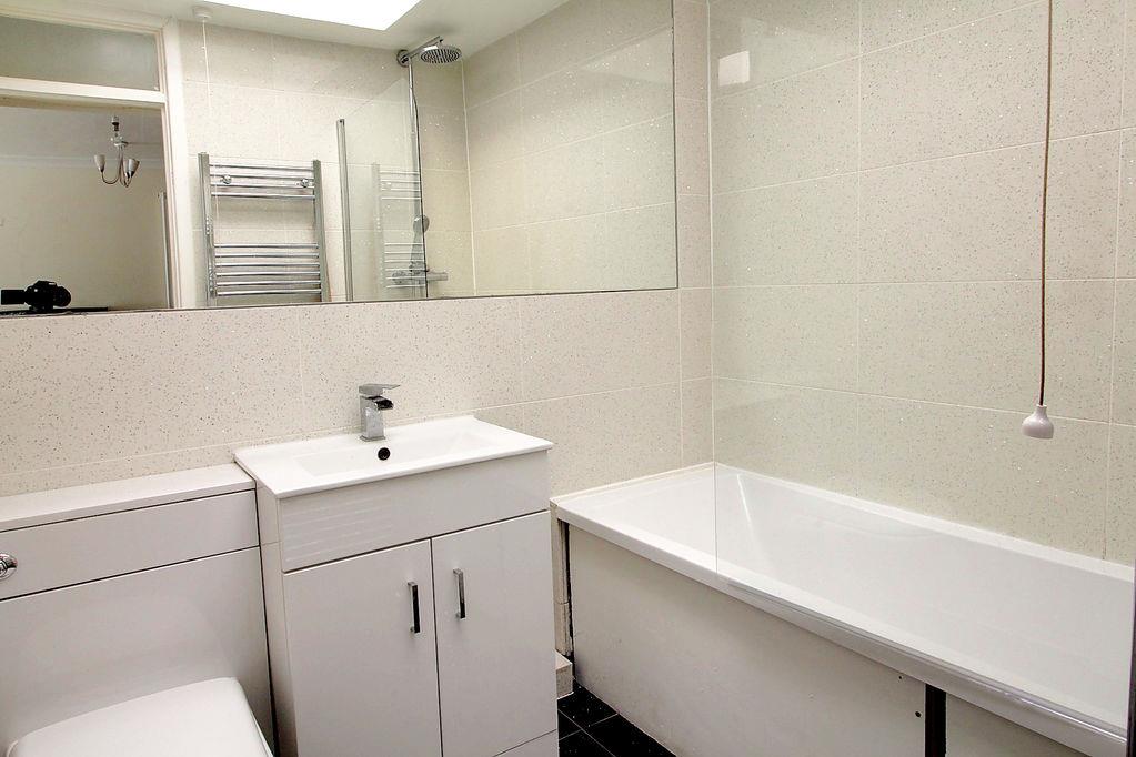 Property Image fb06c594-6c02-4c43-b308-30ecd78094c6