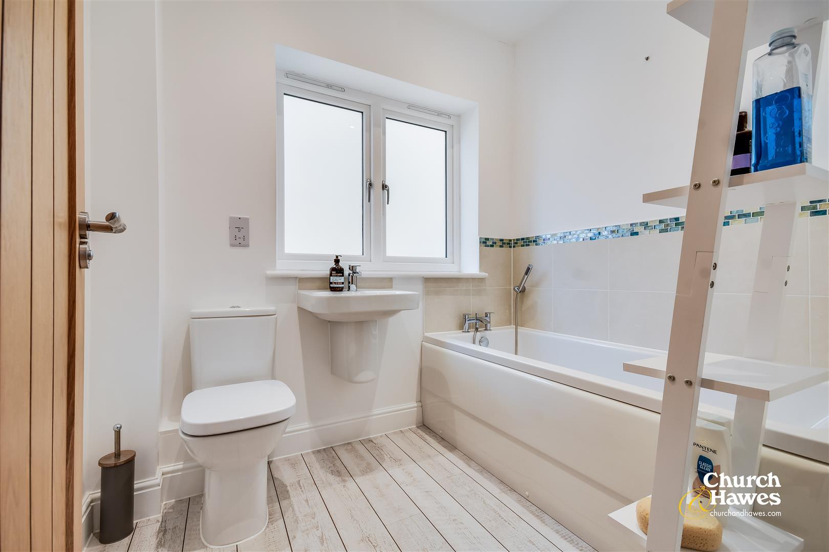 Property Image fb1ef52f-3837-4b9d-98f7-cf4c62faeaa8