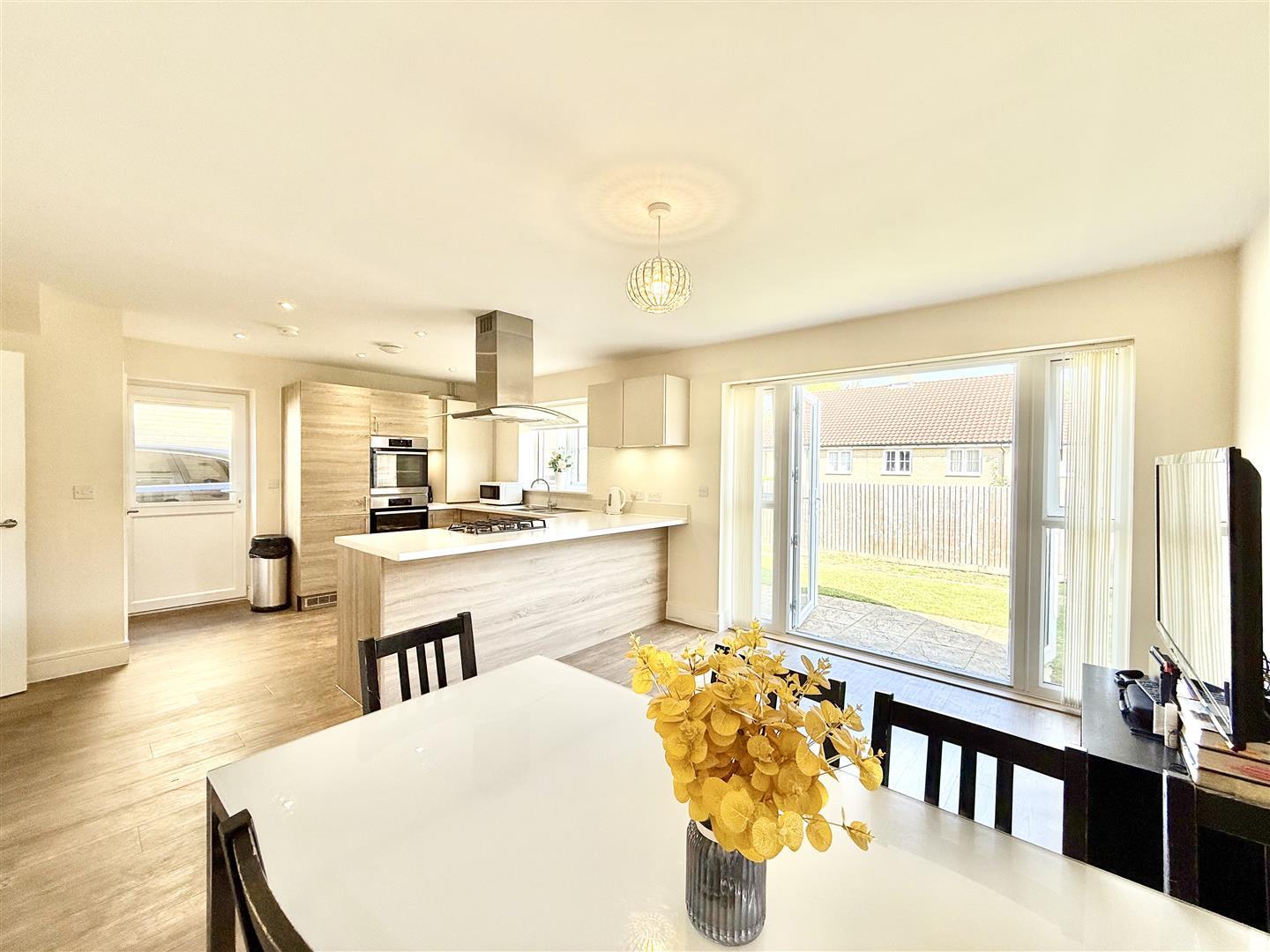 Property Image fb52d4db-d657-4085-9e85-2f8a97d18e64