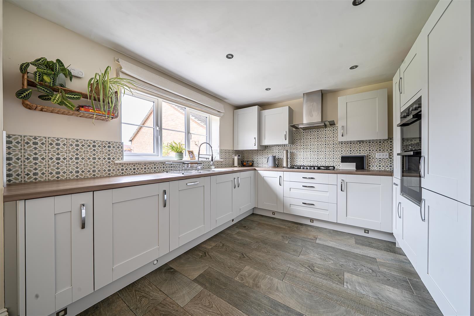 Property Image fb647319-497c-42a3-adb7-cb35e885e3ad