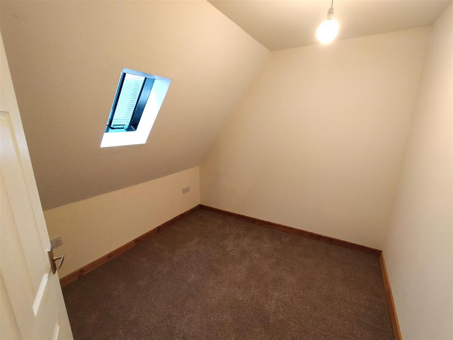Property Image fb715879-15e3-4eb9-af7c-5883387ccf21