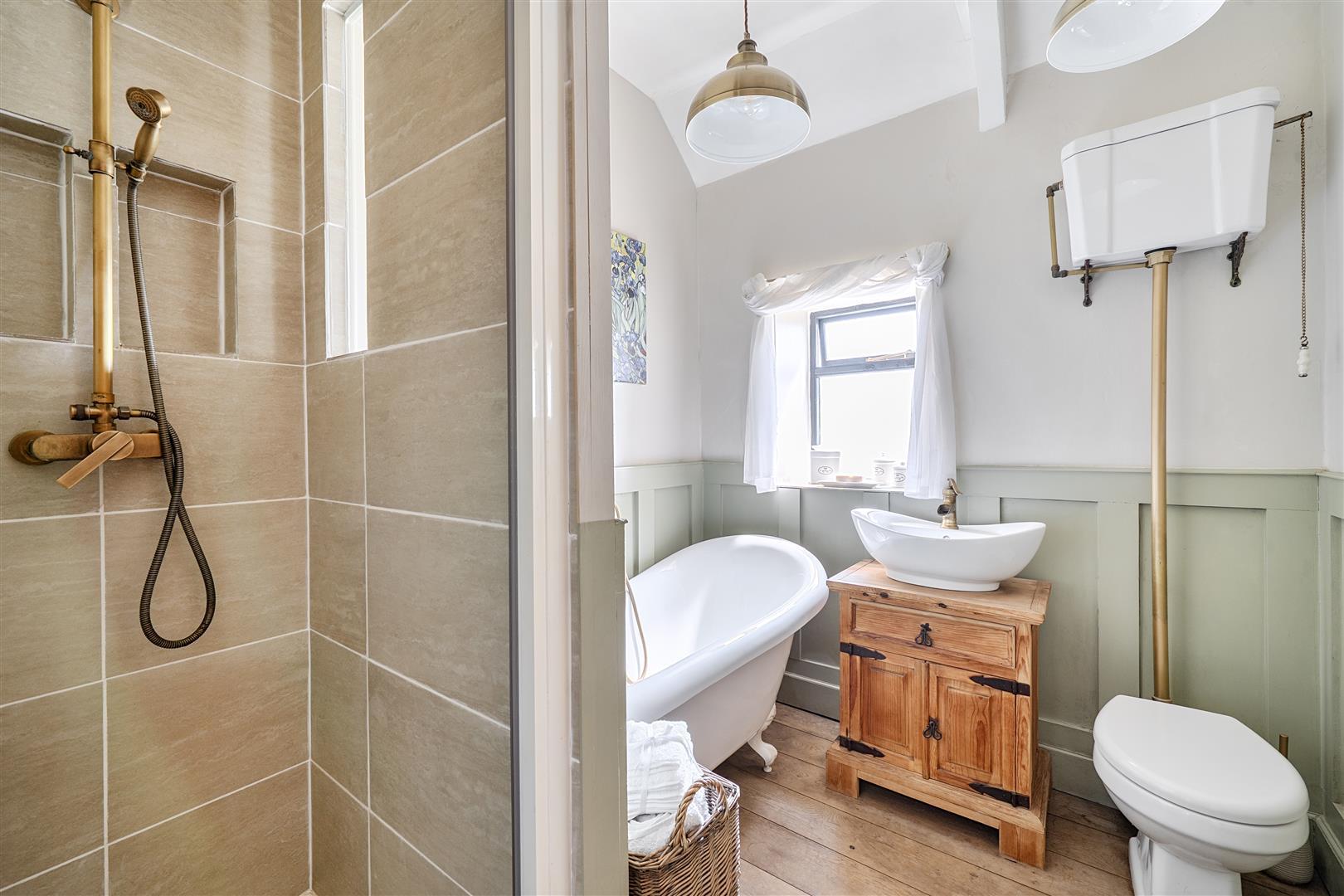 Property Image fb719636-eb9c-43ac-a030-6b4e379d03da