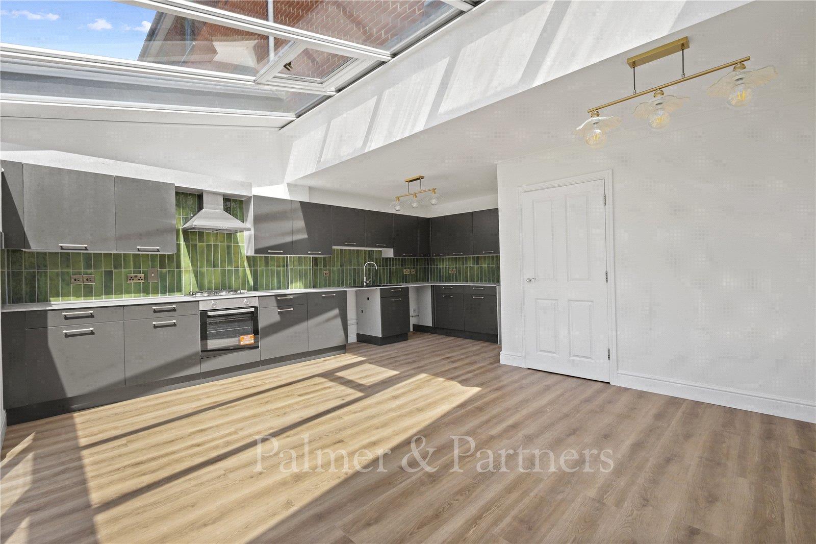 Property Image fb8555b9-57be-45ff-a2a1-af0ac43302e1