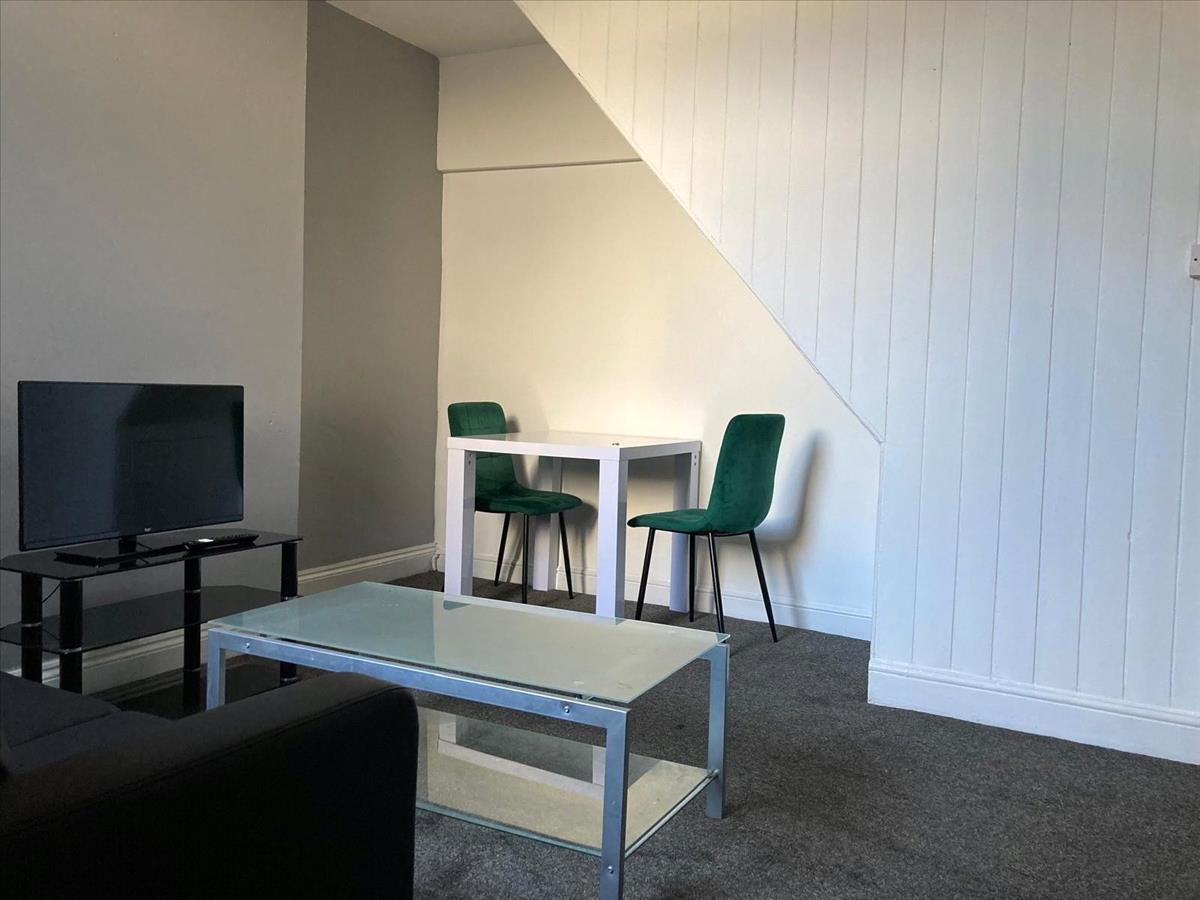 Property Image fb8c2bc1-ac69-4e23-835c-df880da298e7