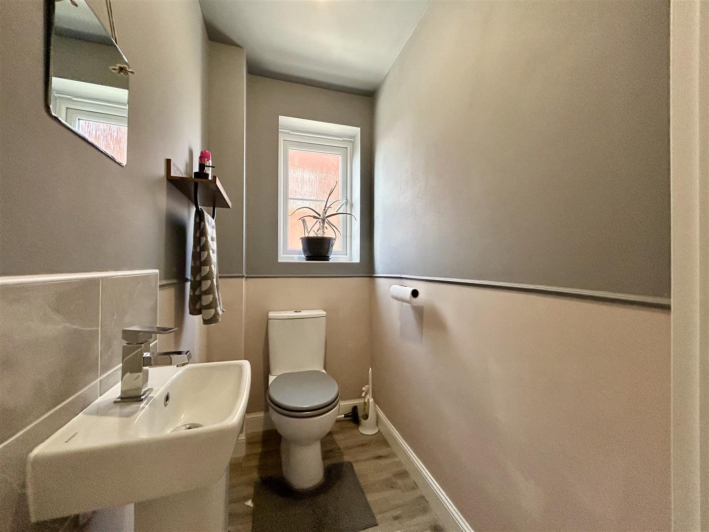 Property Image fb985bbf-669b-40fa-9987-fe3f0840cf55