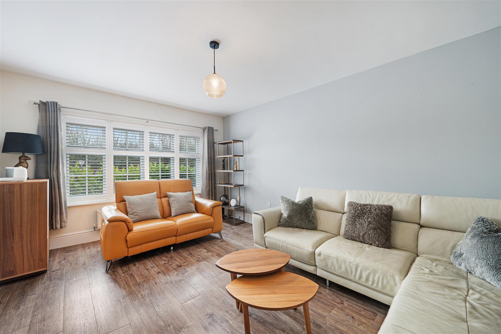 Property Image fba243f5-6fd4-485f-8310-9ed70ec368b1