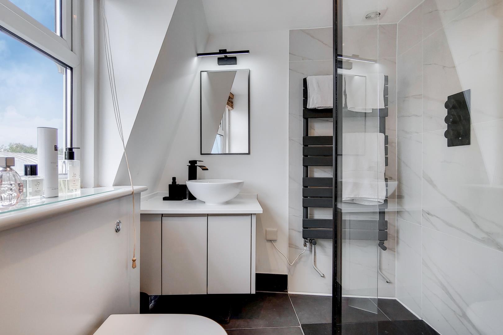 Property Image fba3e2fb-ed8f-4afd-801e-739e3249a342