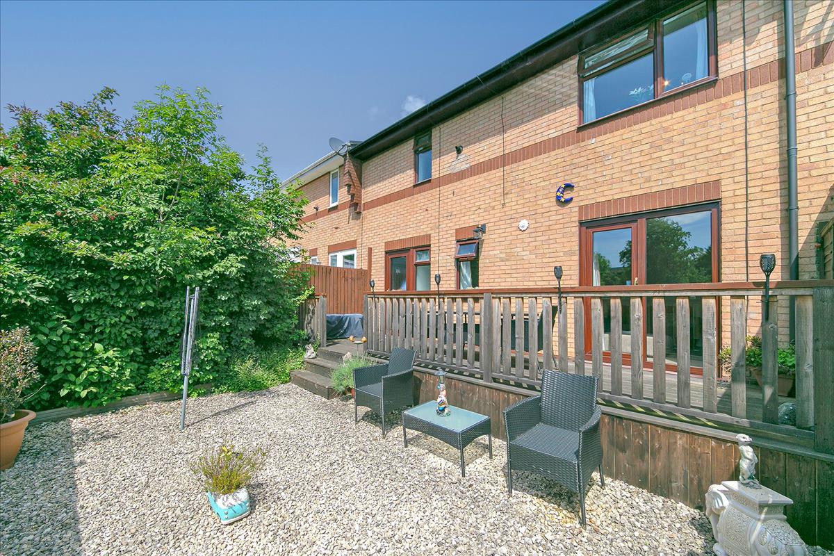 Property Image fba6fa92-2da4-4cc3-9b92-1b8deb790b17