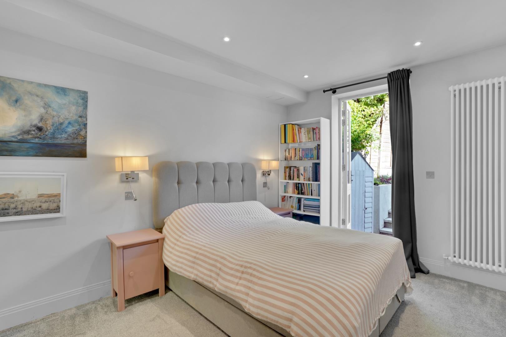 Property Image fbad4e10-ce95-45c3-8acc-7e90b20dd1fd