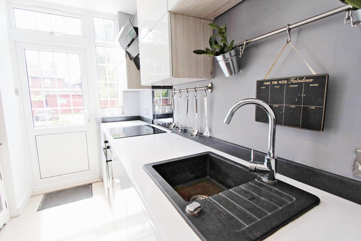 Property Image fbaf443f-9353-4a4e-8a93-249d1a6db9d9