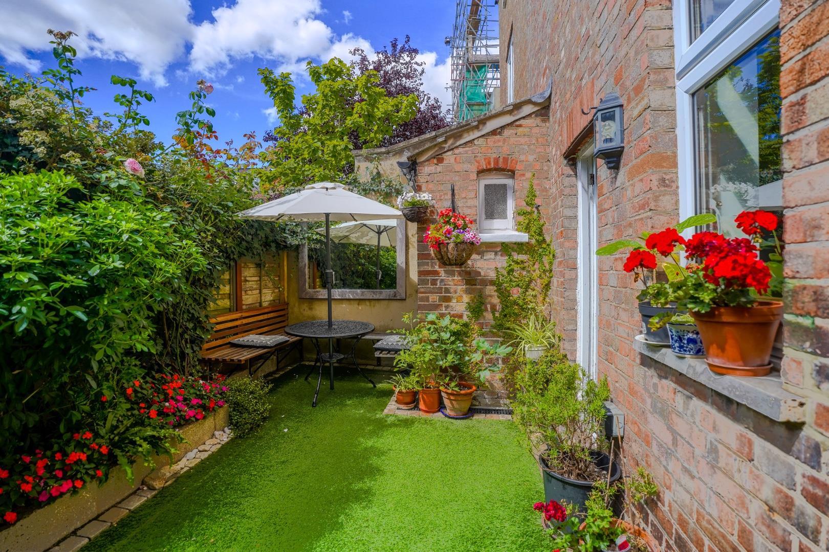 Property Image fbb3c7fa-48ba-4e08-9c4d-230ac7cb7e5d