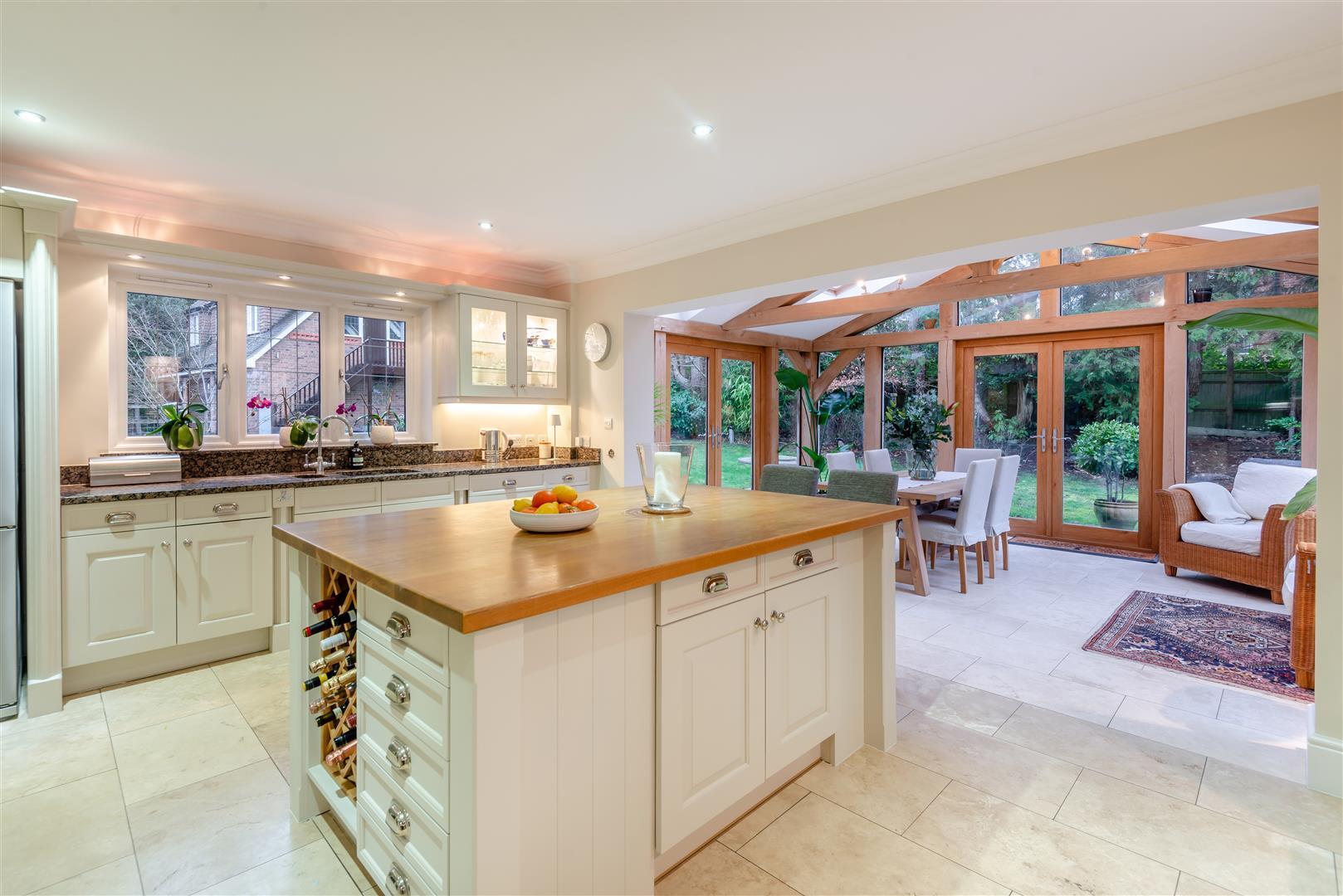 Property Image fbc6c133-49c2-4584-838c-b997f36f0fc9