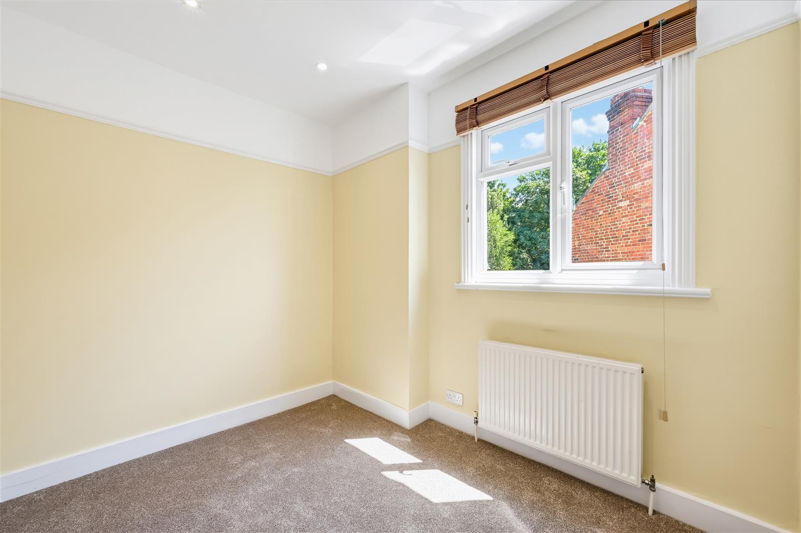 Property Image fbc8e758-e9c9-4b19-a59f-7f3c90ec40a7